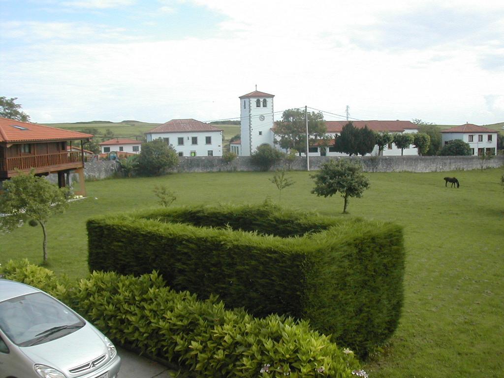 Hotel Hontoria Exterior photo